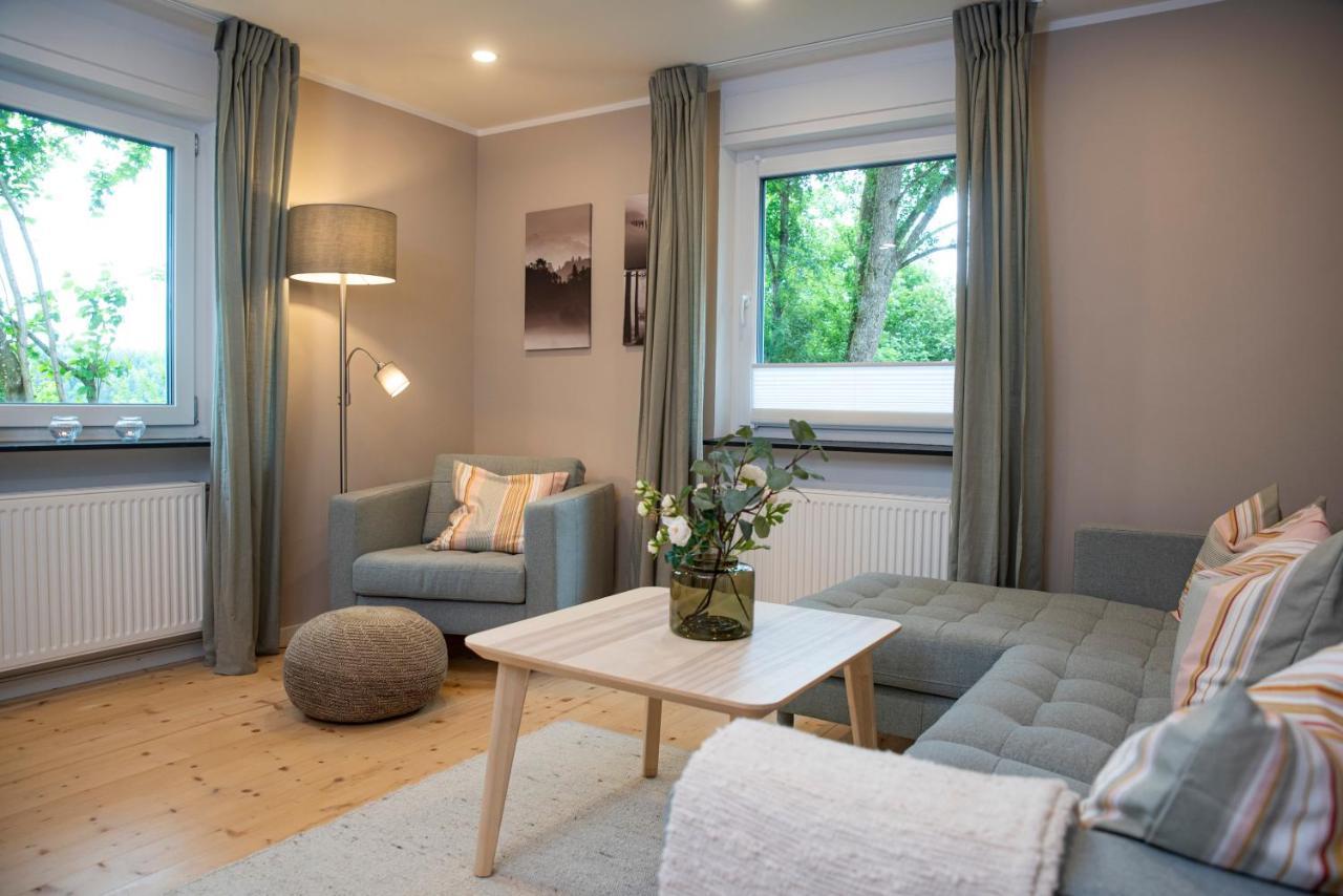דונאו-אשינגן Moderne Wohnung Im Gruenen Mit Privatem Garten מראה חיצוני תמונה