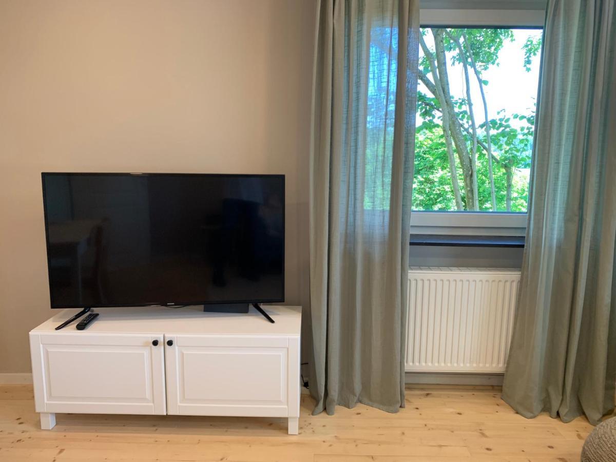 דונאו-אשינגן Moderne Wohnung Im Gruenen Mit Privatem Garten מראה חיצוני תמונה